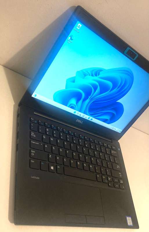 Dell latitude 7280 i7 7th Gen 16gb Ram 512gb NVMe ssd Excellent Battery Condition
