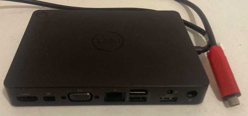 Dell Docking Station WD15 K17A - EXCELLENT CONDITION  - 130W POWER CODE