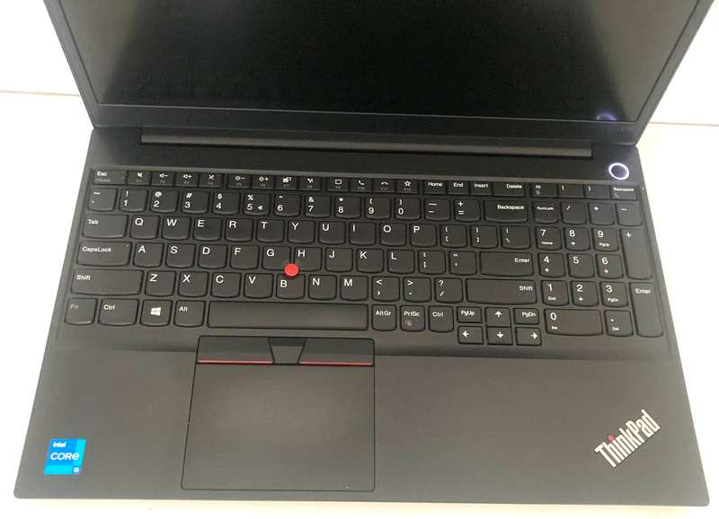 Lenovo ThinkPad Gen2 i5 11th Gen 8gb Ram 512gb SSD Excellent Working Condition