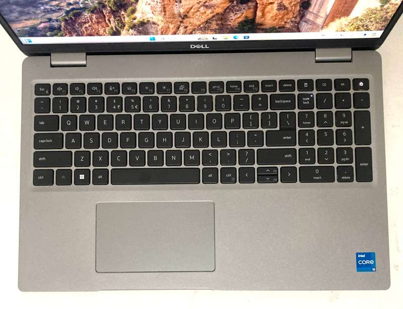 Dell latitude 5530 15" 12th Gen 16gb RAM 512gb SSD  Good Working Condition