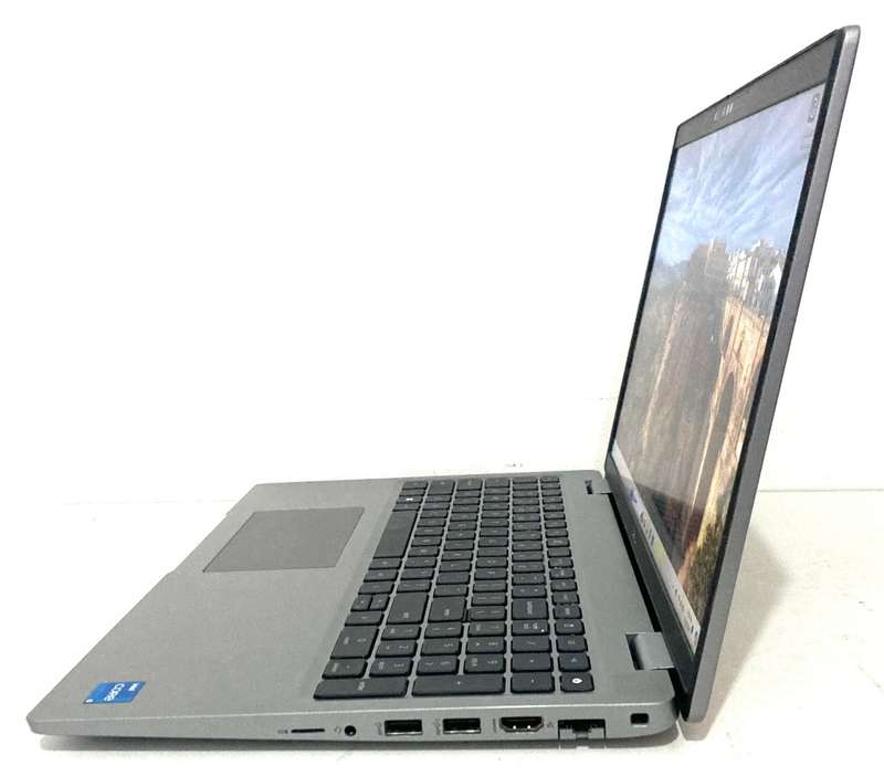 Dell latitude 5530 15" 12th Gen 16gb RAM 512gb SSD  Good Working Condition