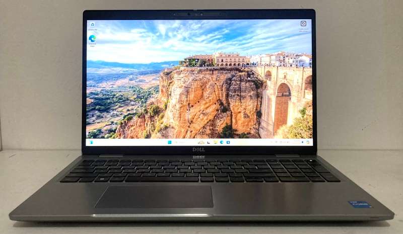 Dell latitude 5530 15" 12th Gen 16gb RAM 512gb SSD  Good Working Condition