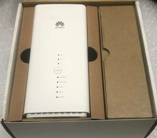 HUAWEI B618s-65d Router - Support 5G with excellent condition
