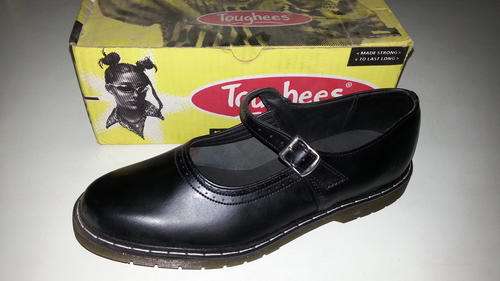 School Shoes Toughees Size 7