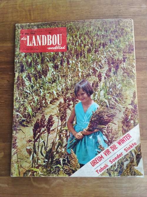 Collection of 2 x Vintage news papers and 2 x Vintage Magazines