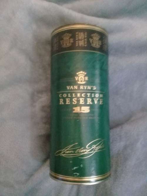 VAN RYN`S COLLECTION RESERVE 15 YEARS BRANDY-SINGLE POTSTILL 750ml (With Gift Box)