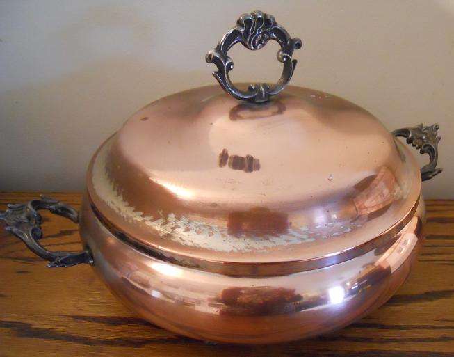 Large Copper Dish with Lid on 4 feet ~ A Real Oldie