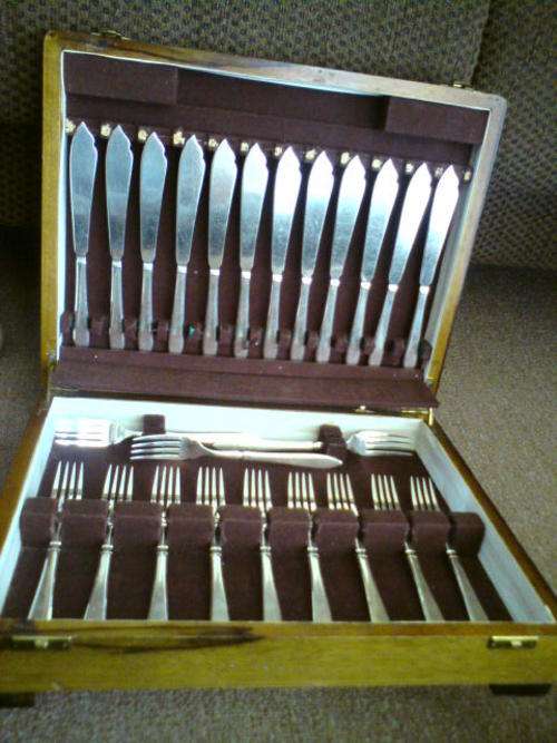 24 Piece Cased Fish Fork & Knife Set