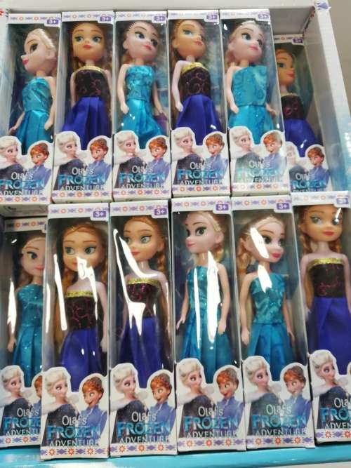 Frozen mini dolls each