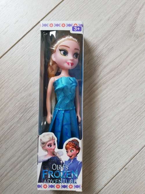 Frozen mini dolls each