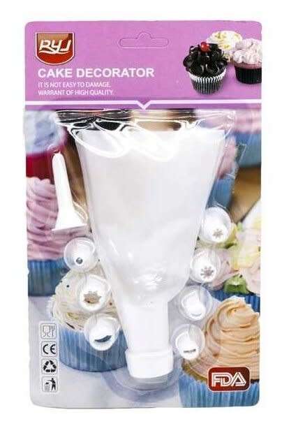 Cake decorator