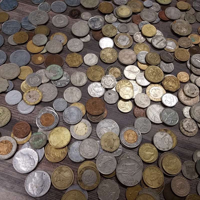 Huge 320+ World Coins Lot (R1 Starting Bid) DEAL OF A LIFETIME!