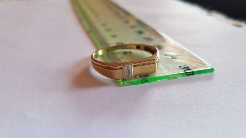 9ct Men's Solid Yellow Gold Ring with DIAMOND Crazy R1 Start