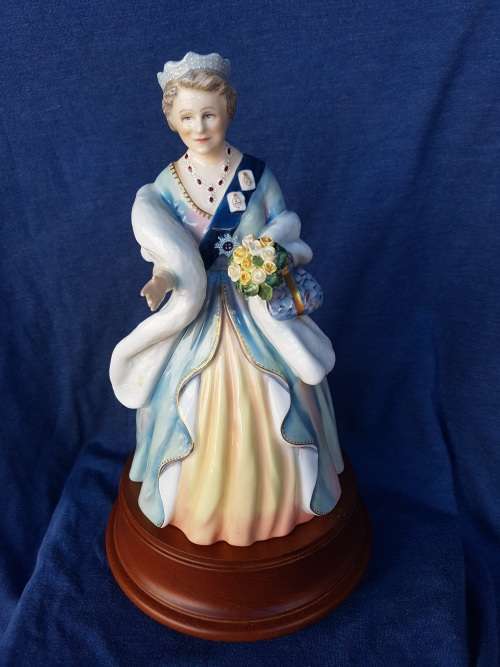 Royal Doulton-  Queen Elizabeth the Queen Mother 90th Birthday Figurine