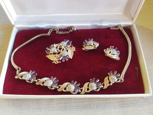 5 Sets Assorted Costume Jewellery