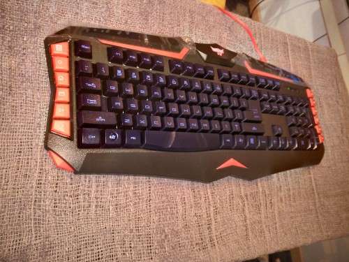 GAMING KEYBOARD, BRAND NEW