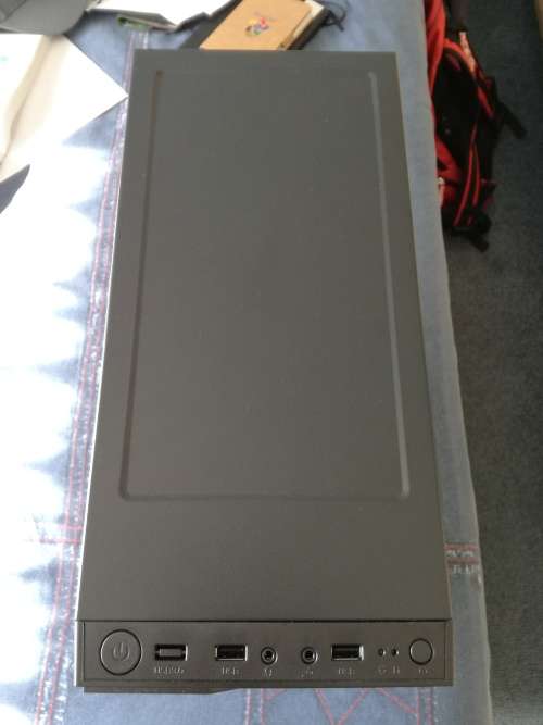 Alcatroz Futura N2000 PC Chassis and Magnum Pro 225 Power Supply