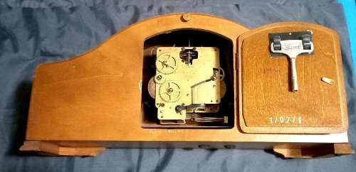 Antique Clock (Working Condition + Key)