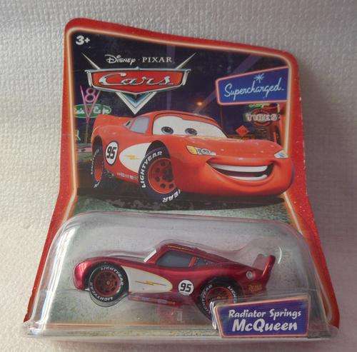 CARS - RADIATOR SPRINGS MCQUEEN