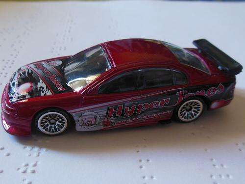 HOT WHEELS HOLDEN COMMODORE