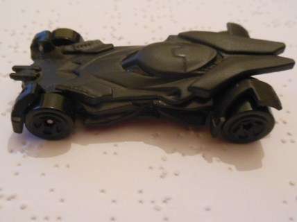 HOT WHEELS BATMOBILE