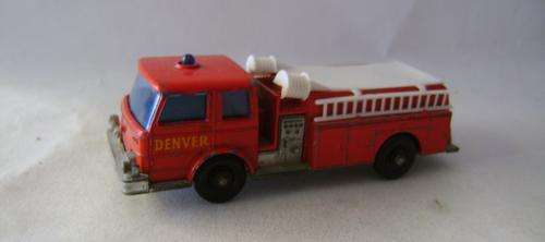 MATCHBOX SERIES FIRE ENGINE