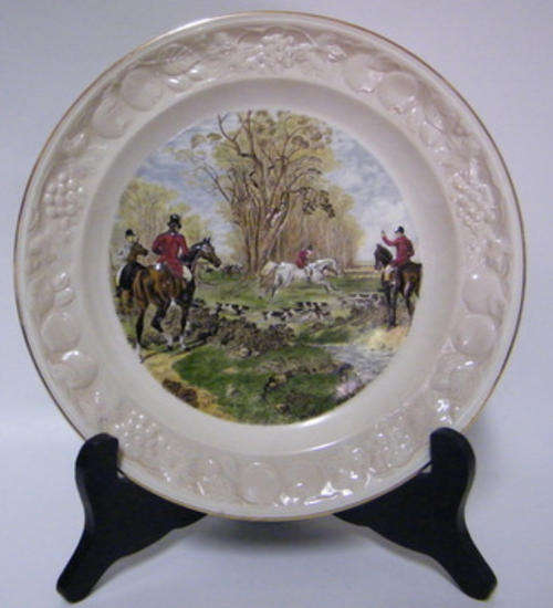 Palissy (Division of Royal Worcester, Spode) - Famous Herring Hunting Scene Plate in High Relief