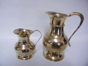 2 Brass Jugs (largest 19cm tall) - Lovely!