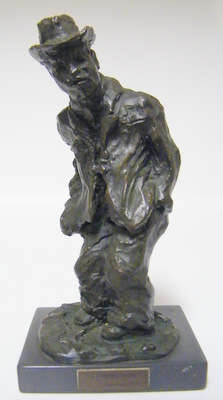 ***INVESTMENT!!!*** Robert Bain (SA 1911 - 1973) - "DIE OU KAAPSE SKOLLIE" Solid Bronze Sculpture
