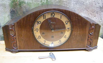 Vintage Kienzle (Germany) Manual Wind Mantel Clock with Westminster Chime - Works Nicely!