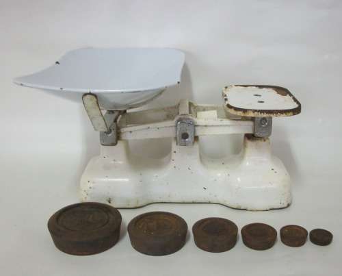 Vintage Kitchen Scale complete with enamel bowl and set of cast iron weights in oz and pounds.