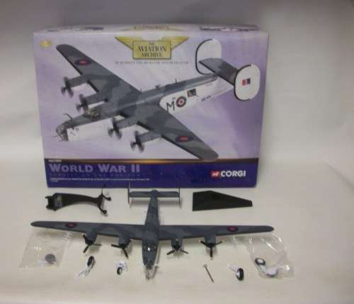 Die Cast Model - CORGI AVIATION ARCHIVE - Consolidated B-24D Liberator  1:72 scale