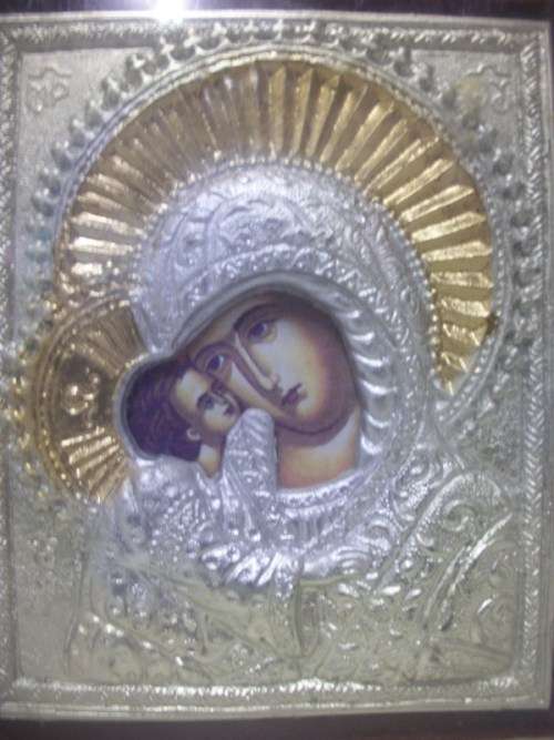 Composite Plaque of Mary and Jesus on Wood - 19.5x16cm