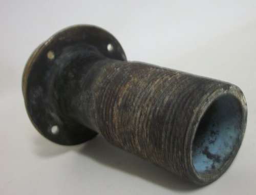 Brass outlet and Plug for a nautical basin - Does not rust at sea