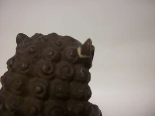 Pair of Temple Dogs/Foo Dogs (Symbol for Prosperity and Success)  -  Resin - 12cm tall