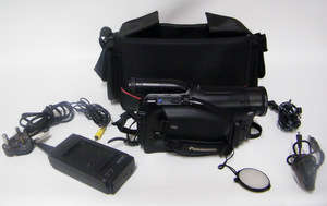 Panasonic NV-RX5B VHS-C Movie Camera Camcorder in Bag