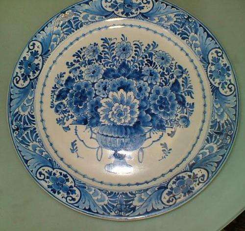 Delft Commemorative Plate - 1945 (285mm)