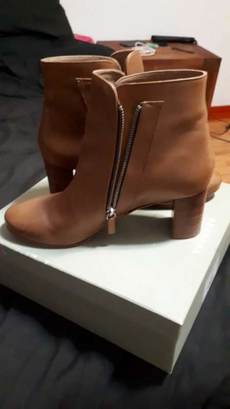 Trenery Boots Size 42