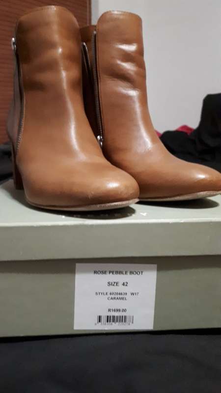 Trenery Boots Size 42
