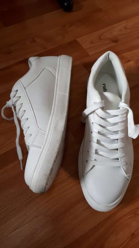 White Sneakers from Rubi