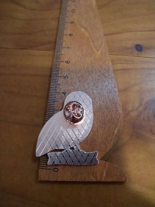 HEDWIG ENAMEL PIN BROOCH - Harry Potter Merch
