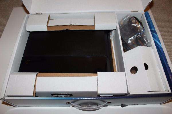 Ps4 500gb console & Ds4 controller (original boxing/cables) + 2 games
