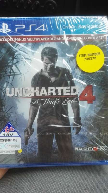 Uncharted 4: A Thiefs End (brand new)