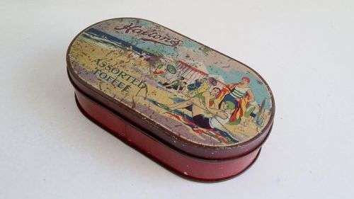 VINTAGE 1920'S 1930'S HALTONS TOFFEE TIN WITH BATHING SCENE