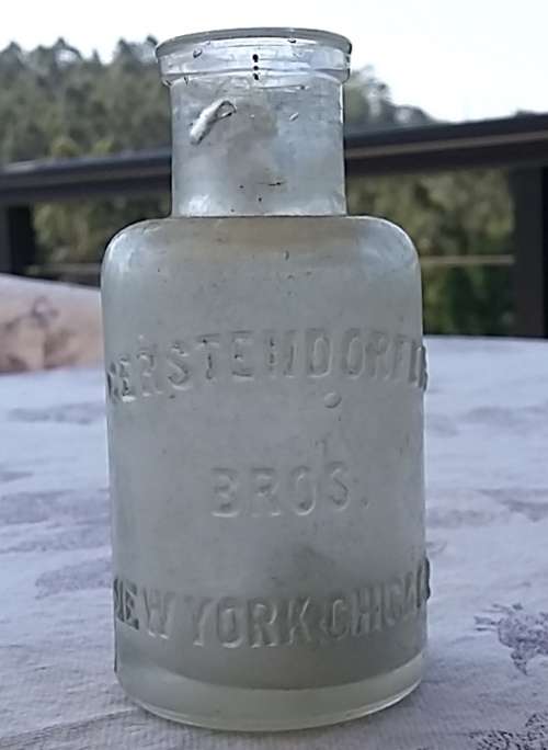 1890's Gerstendorfer Bros New York Chicago Embossed 'Japanese Gold Paint' Glass Bottle