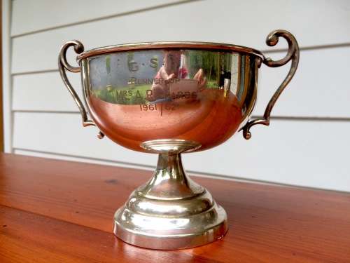 STUNNING VINTAGE TROPHY No. 7 G.S.H. RUNNER UP  1961/62 Mrs. A. RICHARDS