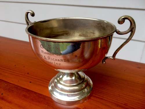 STUNNING VINTAGE TROPHY No. 7 G.S.H. RUNNER UP  1961/62 Mrs. A. RICHARDS