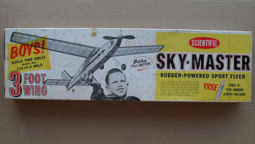 VINTAGE SCIENTIFIC SKY-MASTER RUBBER-POWERED SPORT FLYER KIT IN ORIGINAL BOX + PLANS (FREE POSTAGE)