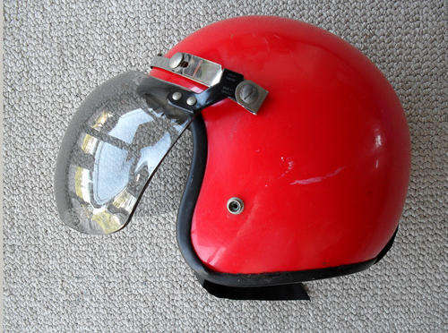 VINTAGE STADIUM 'BUBBLE' HELMET USED FOR POWERBOAT RACING AND SCOOTERS!!!