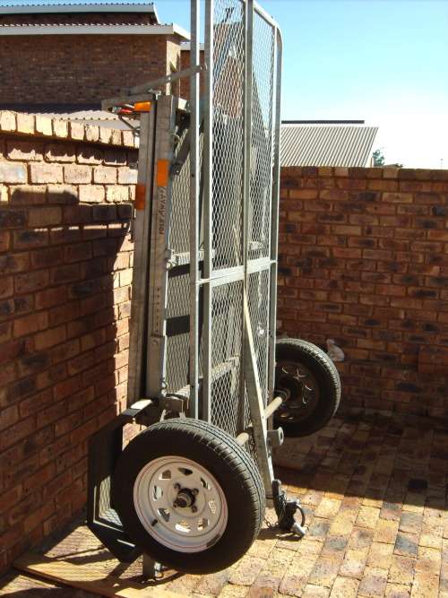 Trailer. Tilt and fold up option